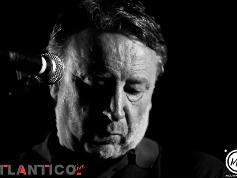 PETER HOOK and The Light01
